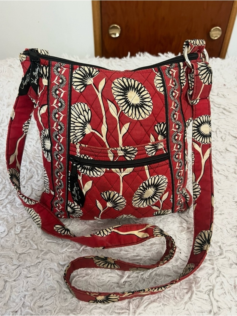 Retired Vera Bradley Hipster crossbody bag in the Deco Daisy pattern.